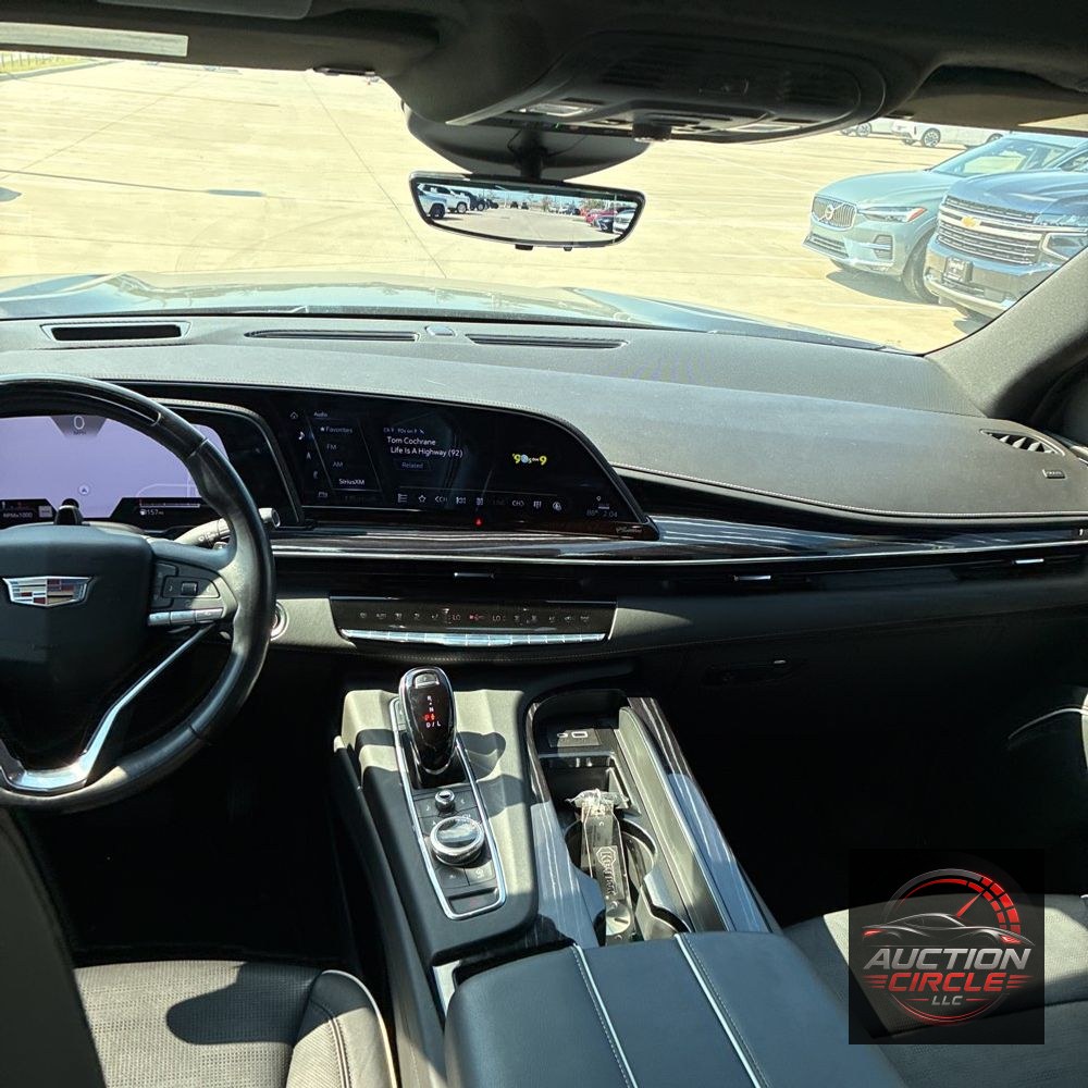 2022 Cadillac Escalade Sport