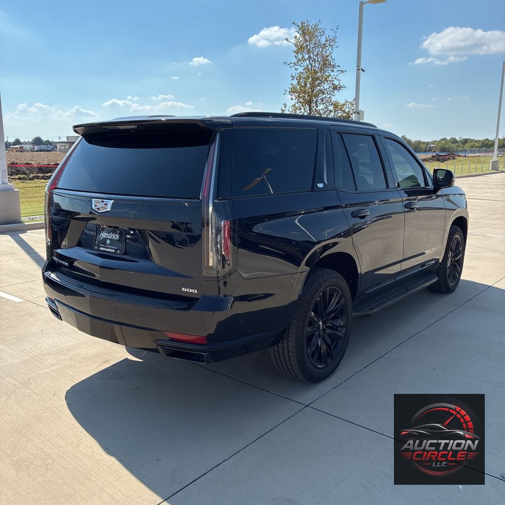 2022 Cadillac Escalade Sport
