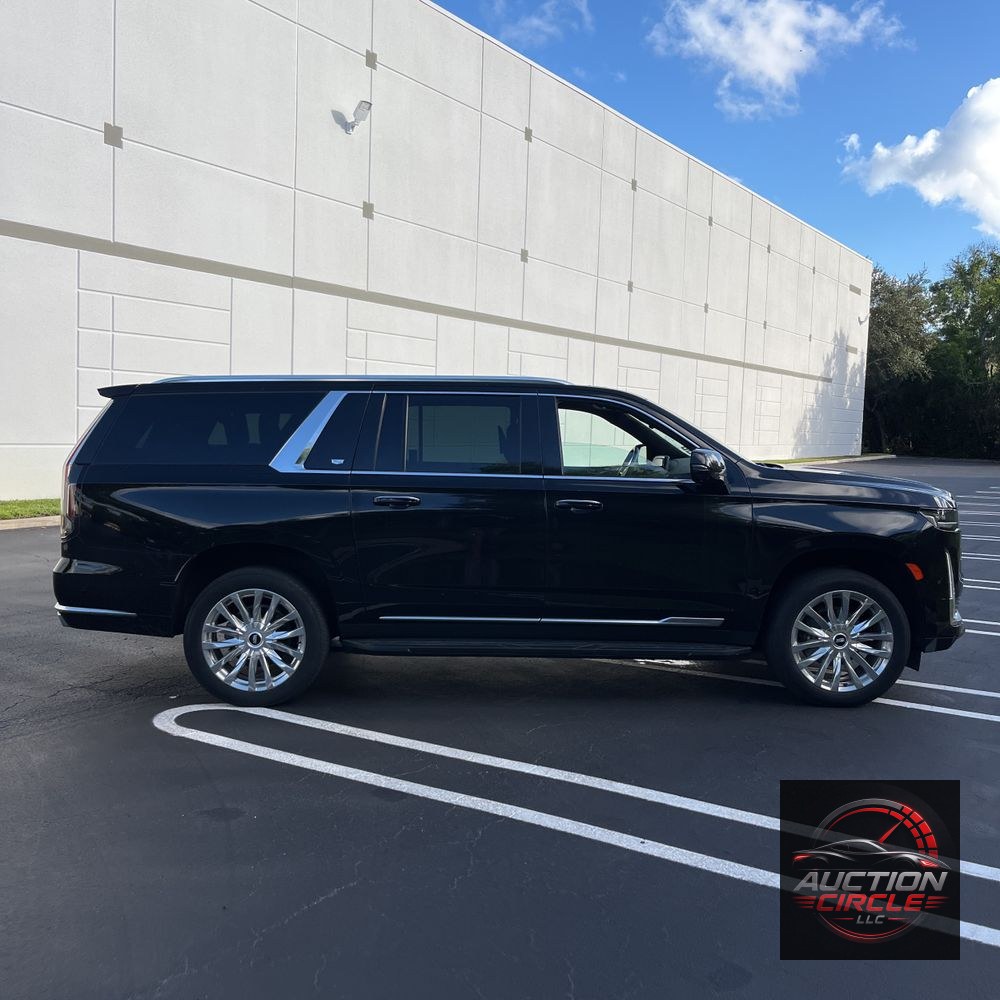 2023 Cadillac Escalade ESV Premium Luxury