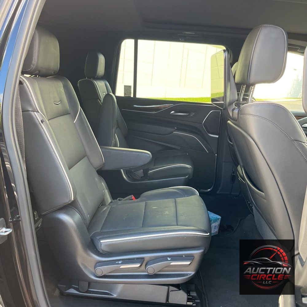 2023 Cadillac Escalade ESV Premium Luxury