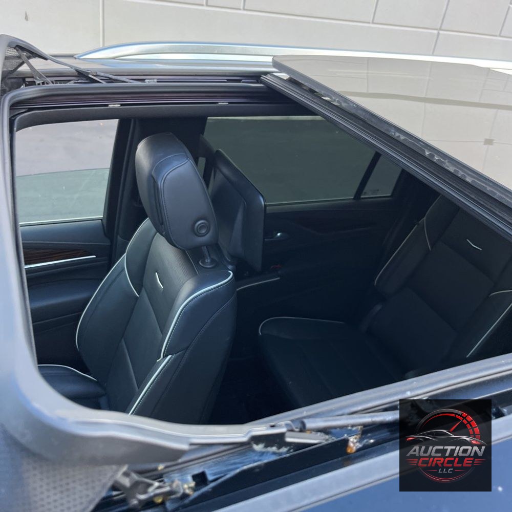 2023 Cadillac Escalade ESV Premium Luxury