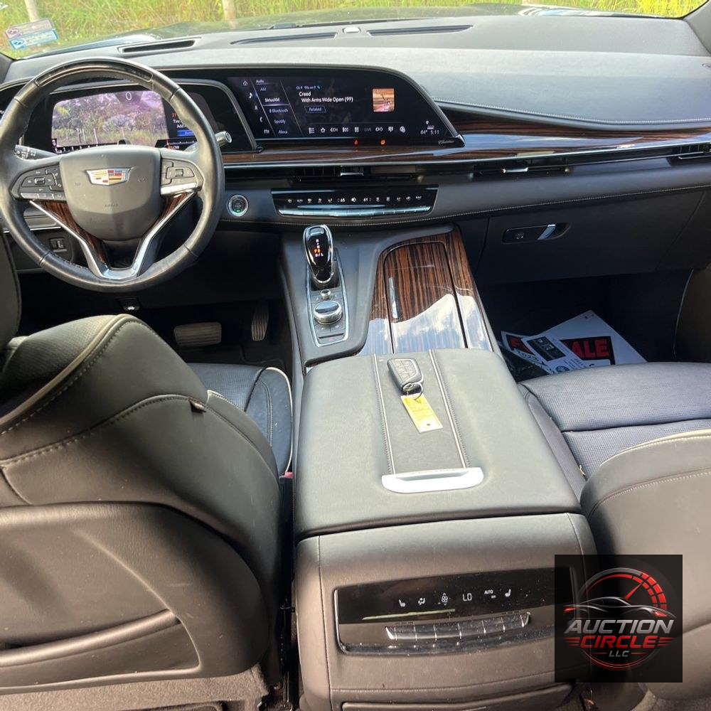 2023 Cadillac Escalade ESV Premium Luxury