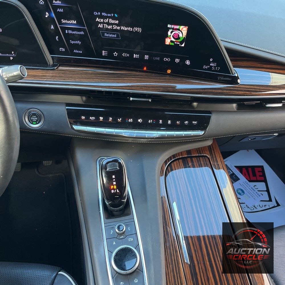 2023 Cadillac Escalade ESV Premium Luxury