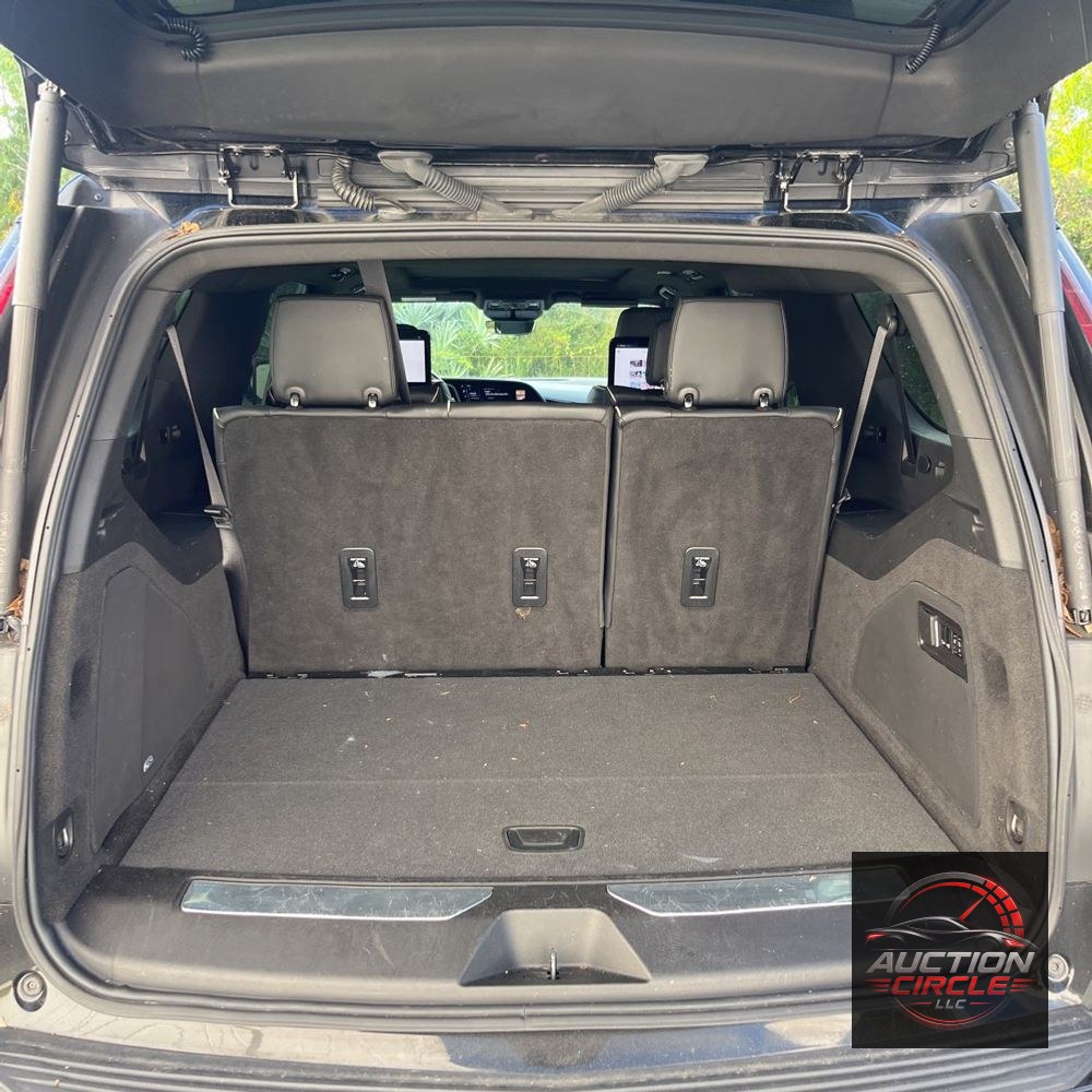 2023 Cadillac Escalade ESV Premium Luxury