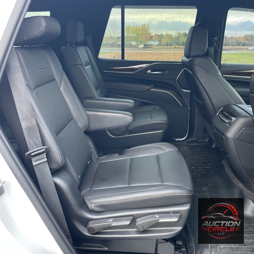 2022 Cadillac Escalade Luxury