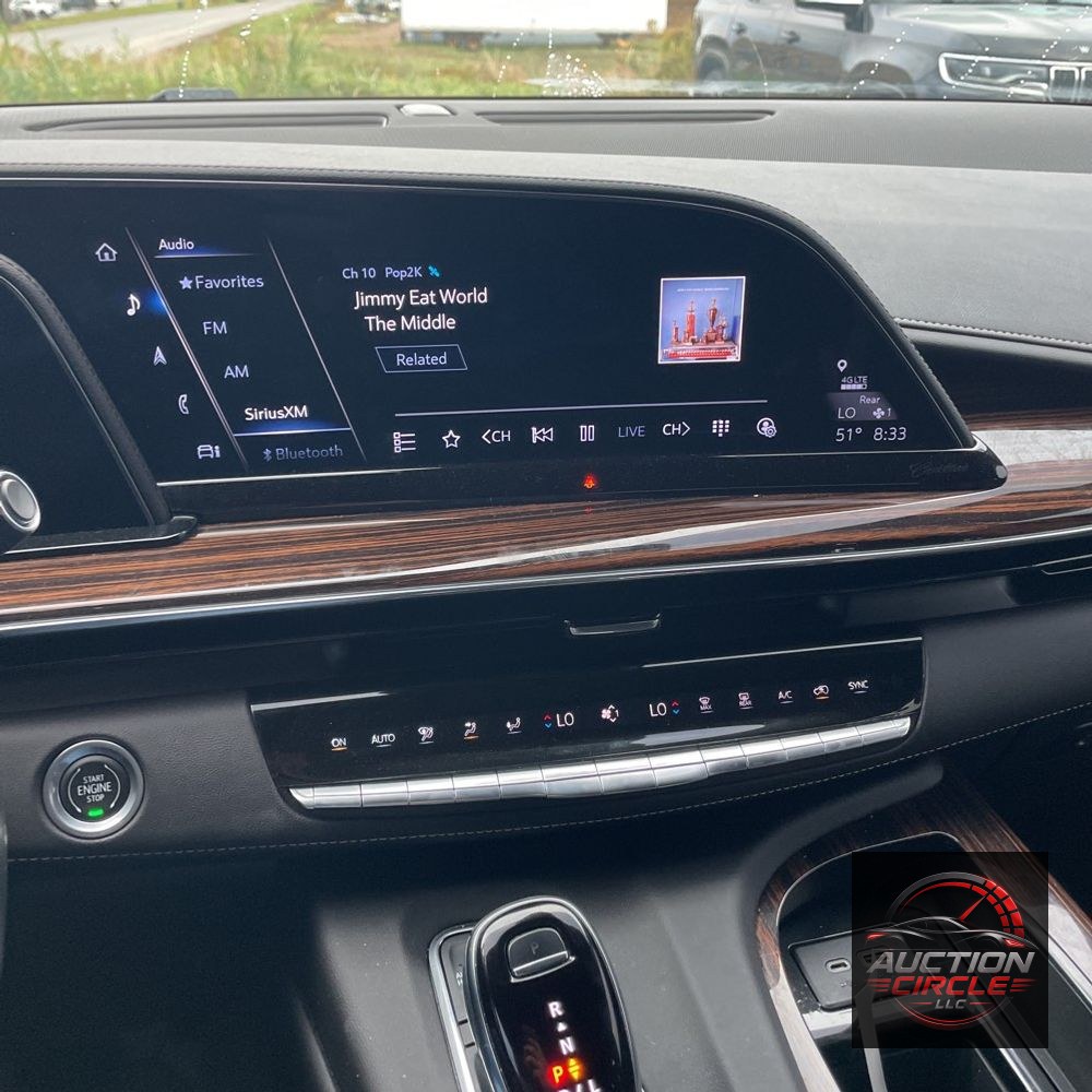 2022 Cadillac Escalade Luxury