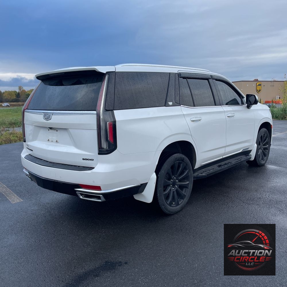 2022 Cadillac Escalade Luxury