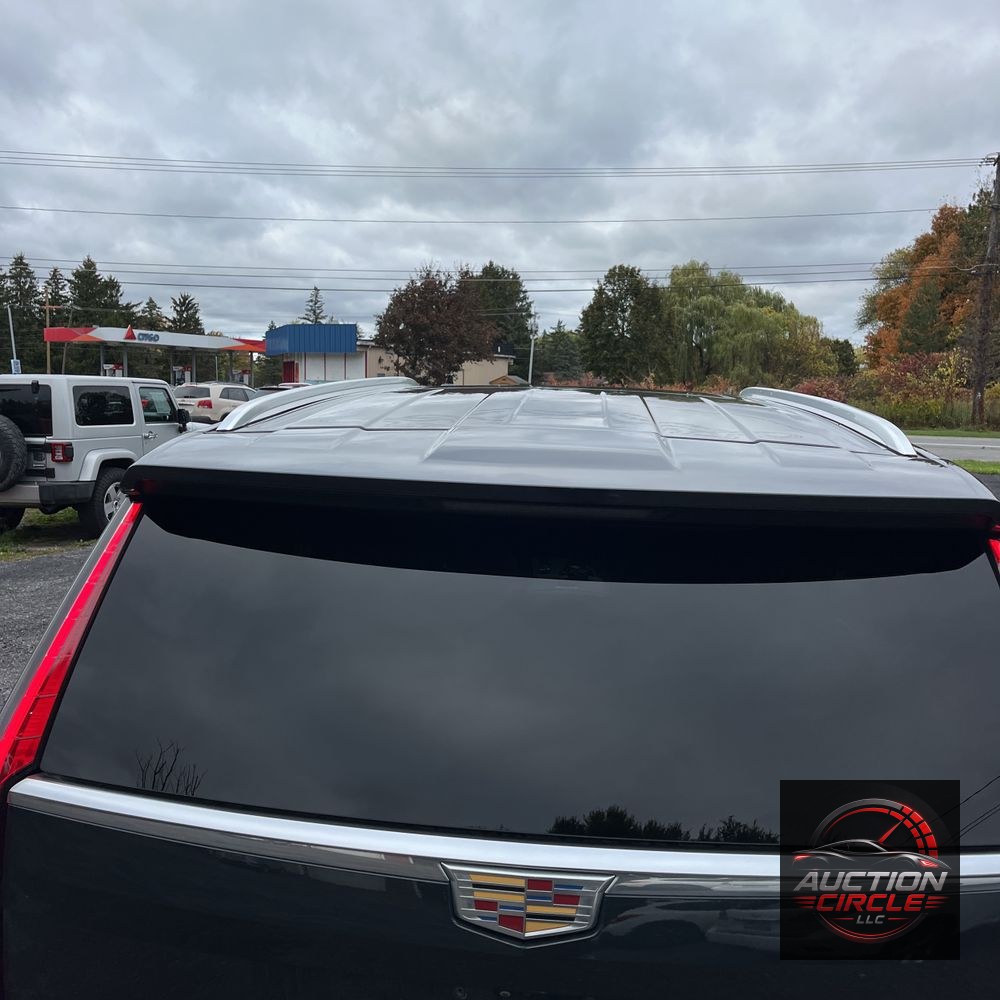 2022 Cadillac Escalade Premium Luxury