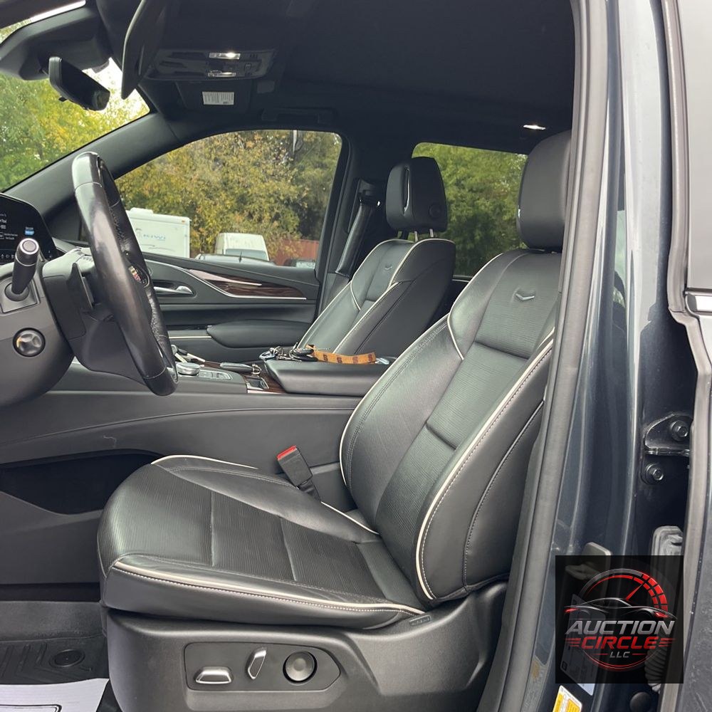 2022 Cadillac Escalade Premium Luxury