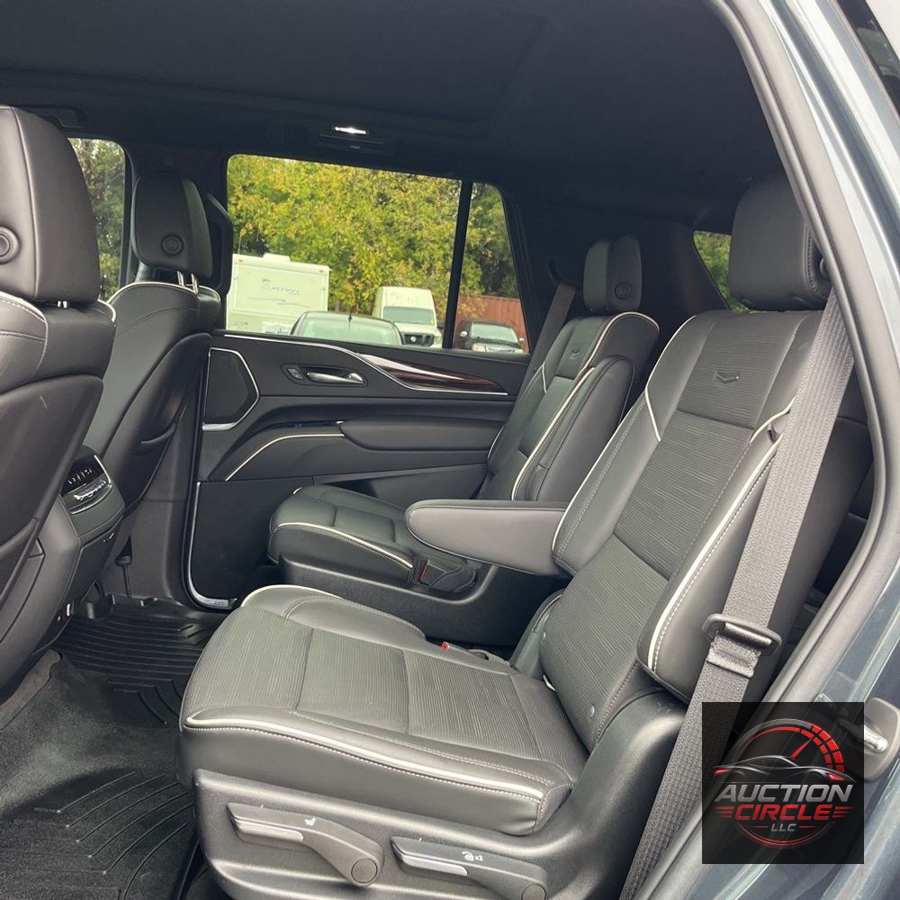 2022 Cadillac Escalade Premium Luxury