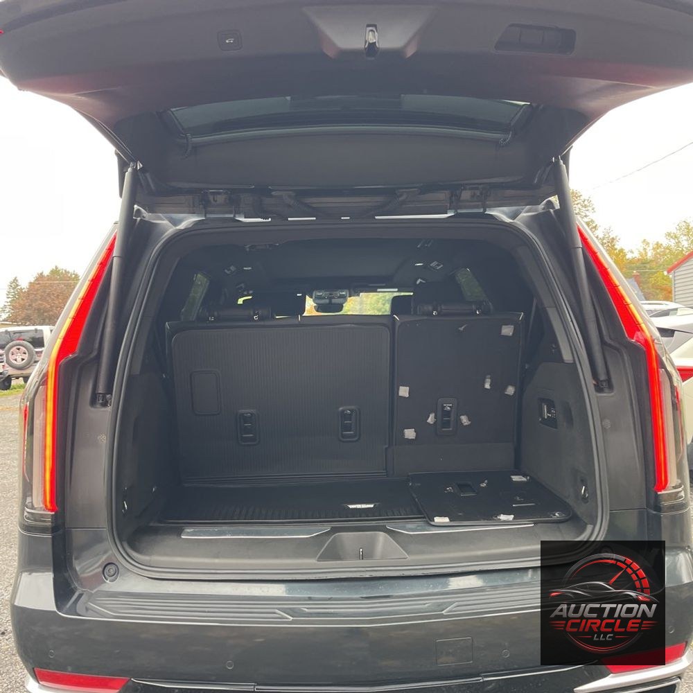 2022 Cadillac Escalade Premium Luxury