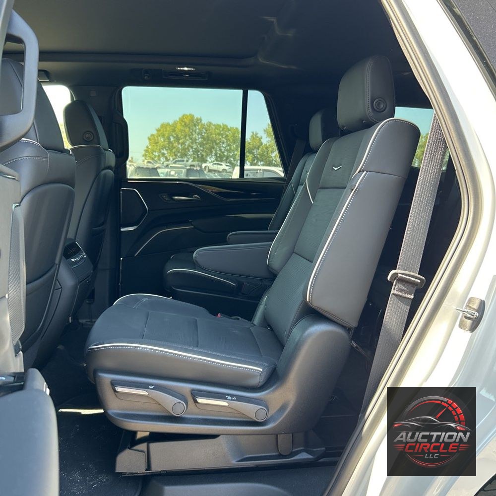 2024 Cadillac Escalade Sport