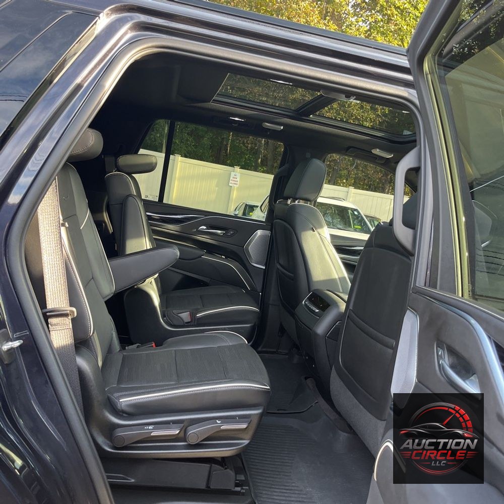 2022 Cadillac Escalade Sport