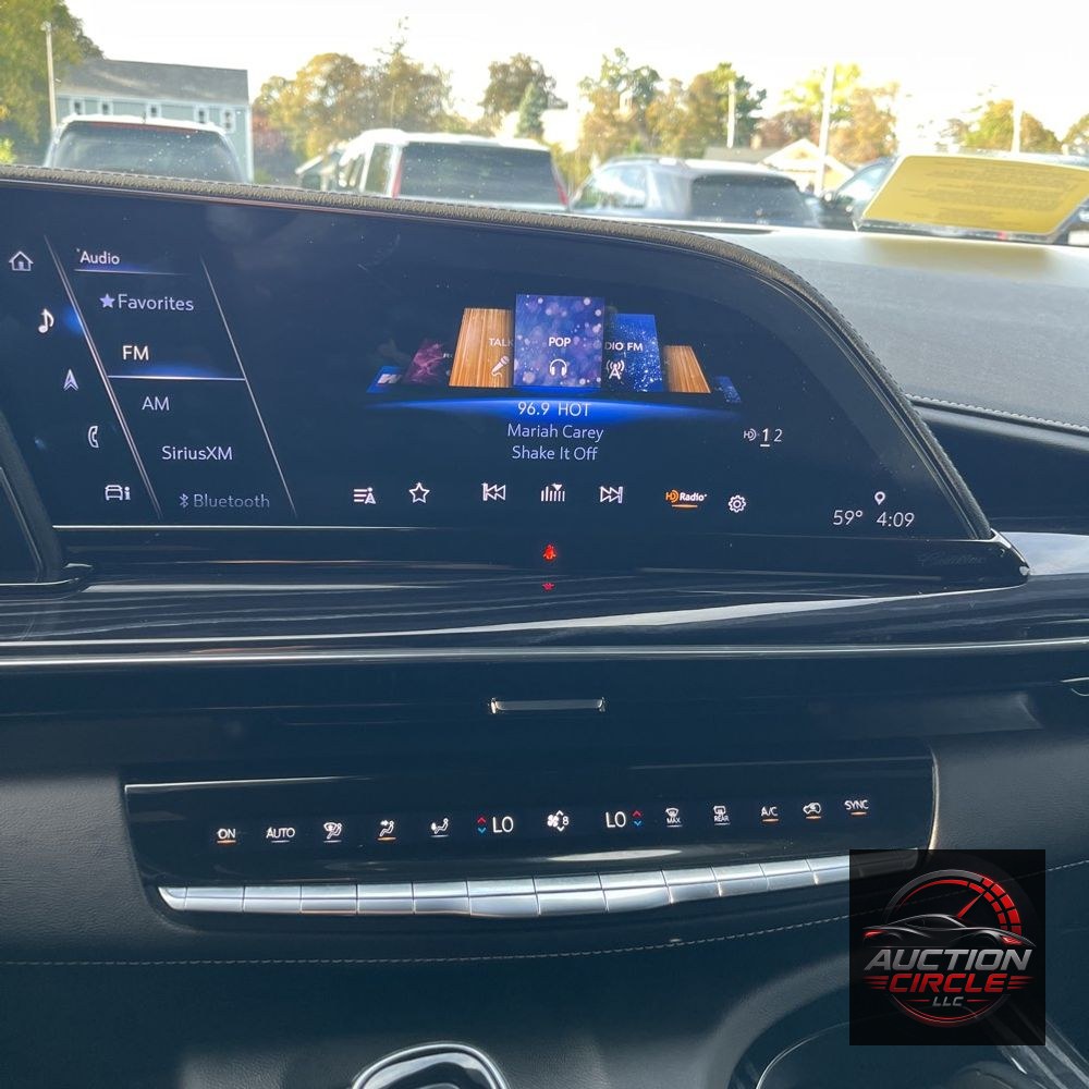 2022 Cadillac Escalade Sport