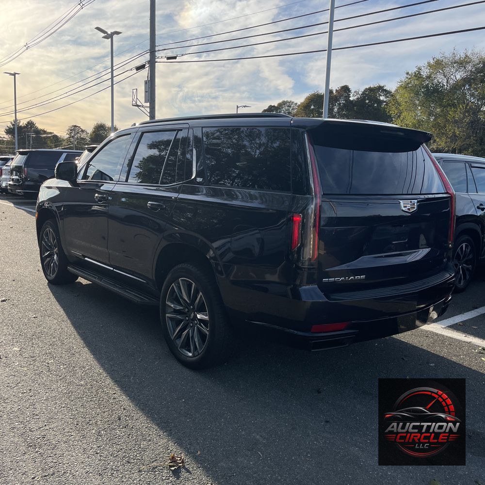 2022 Cadillac Escalade Sport
