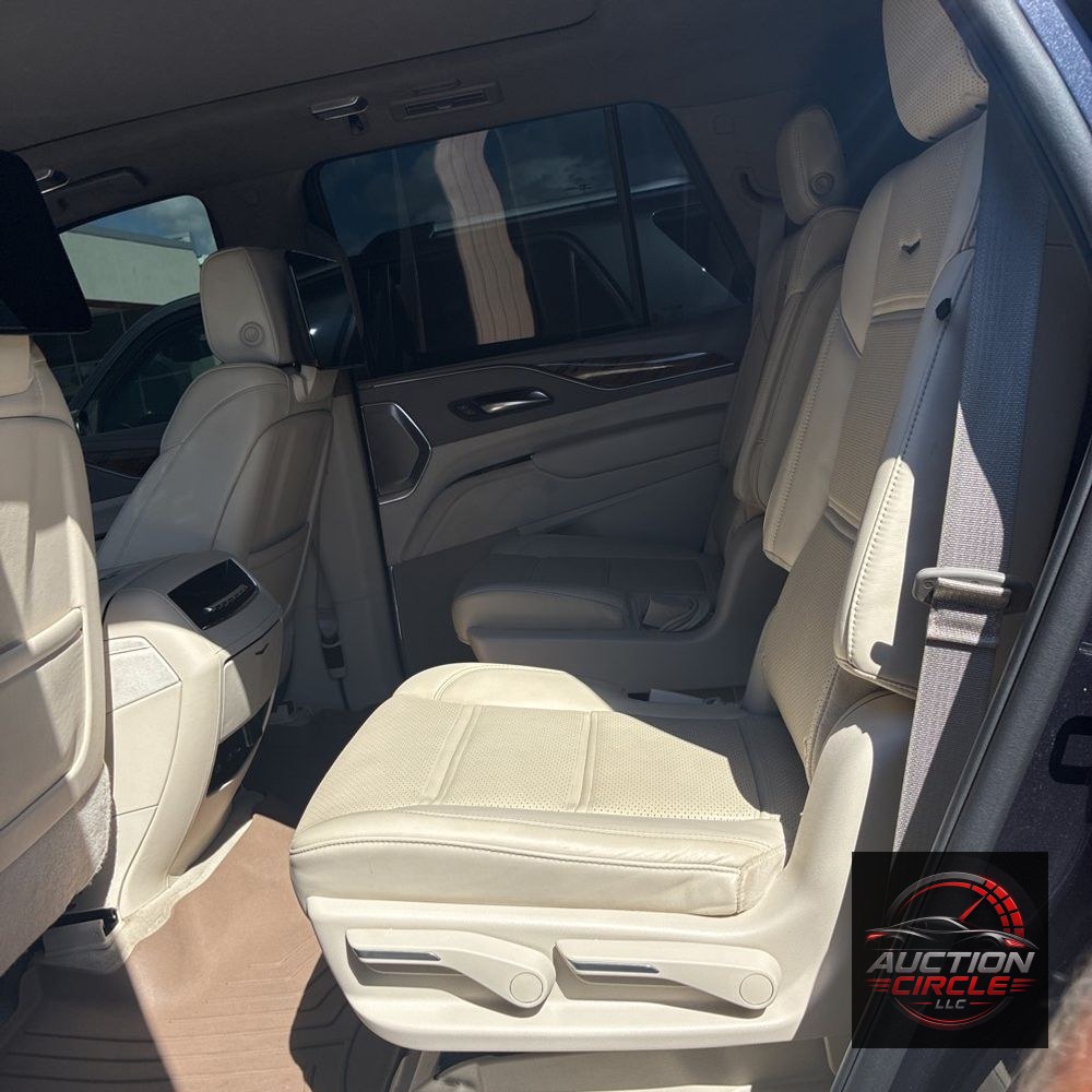 2023 Cadillac Escalade Sport Platinum