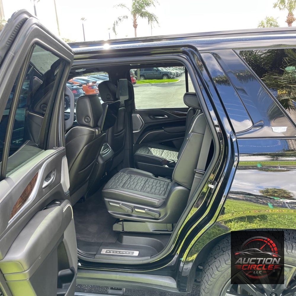 2022 Cadillac Escalade Sport Platinum