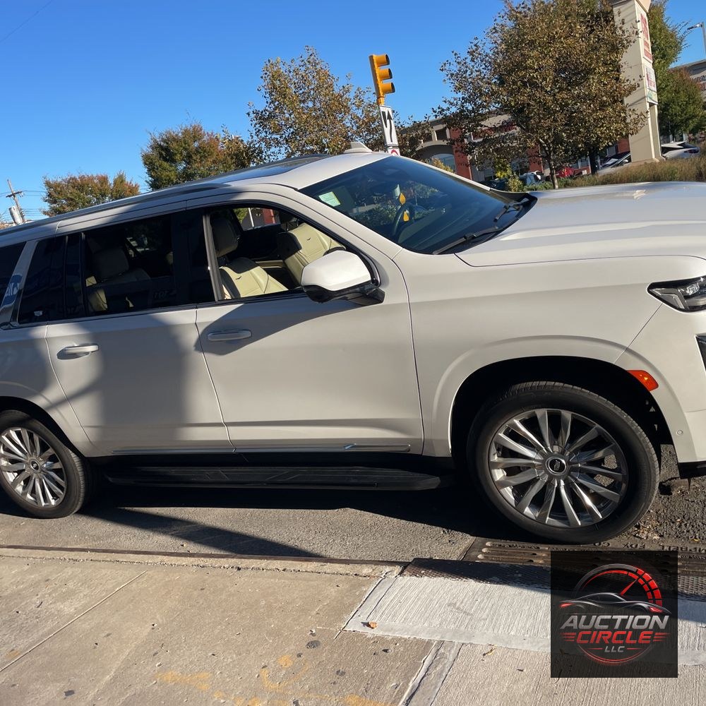 2024 Cadillac Escalade ESV Premium Luxury