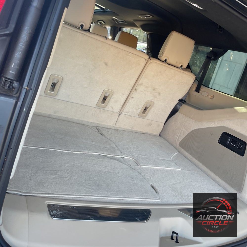 2024 Cadillac Escalade ESV Premium Luxury