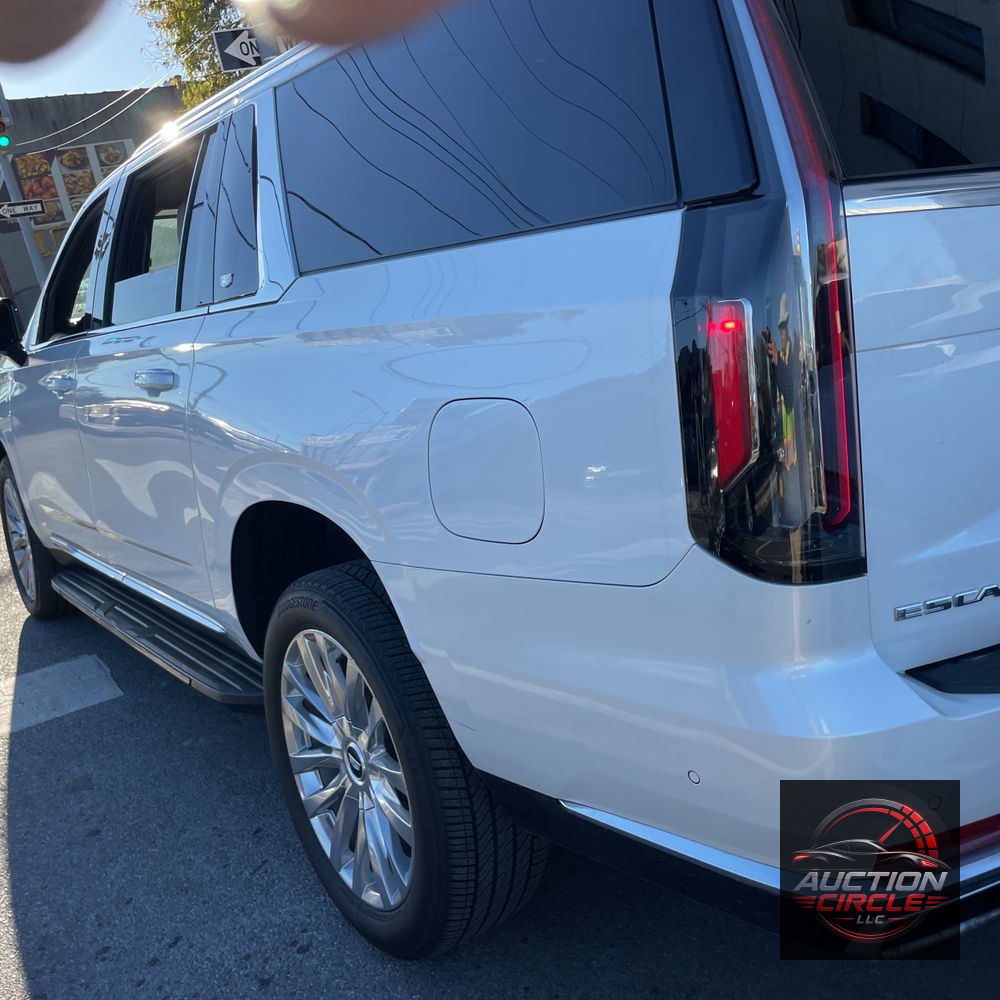 2024 Cadillac Escalade ESV Premium Luxury