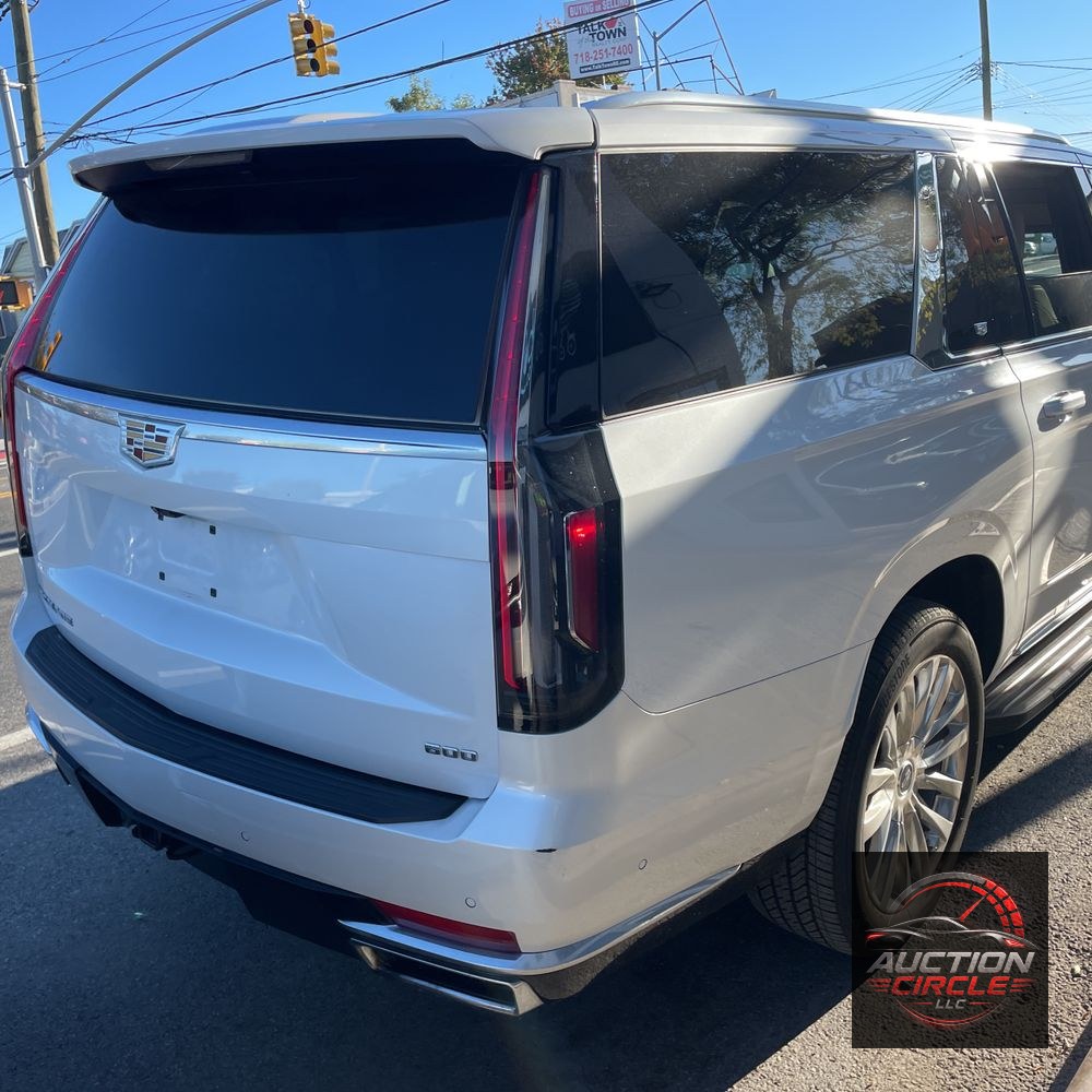 2024 Cadillac Escalade ESV Premium Luxury