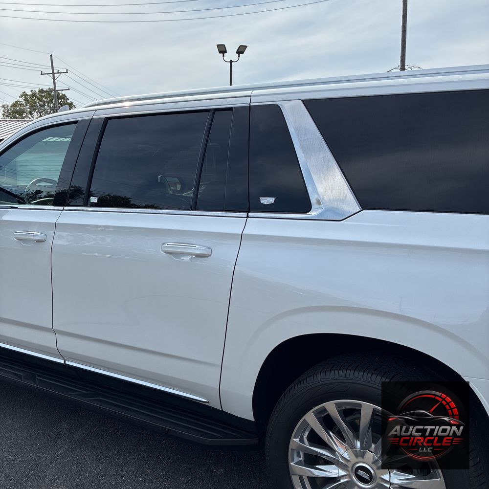 2023 Cadillac Escalade ESV Premium Luxury
