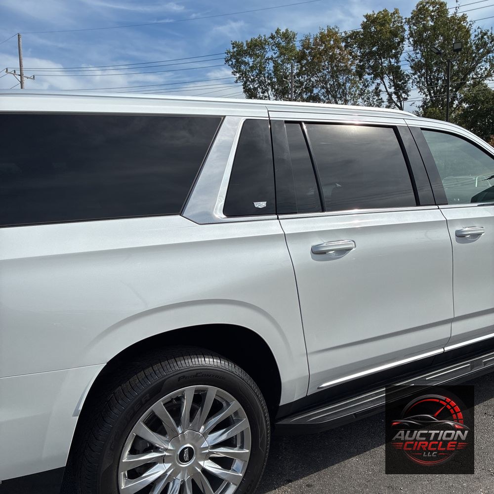 2023 Cadillac Escalade ESV Premium Luxury