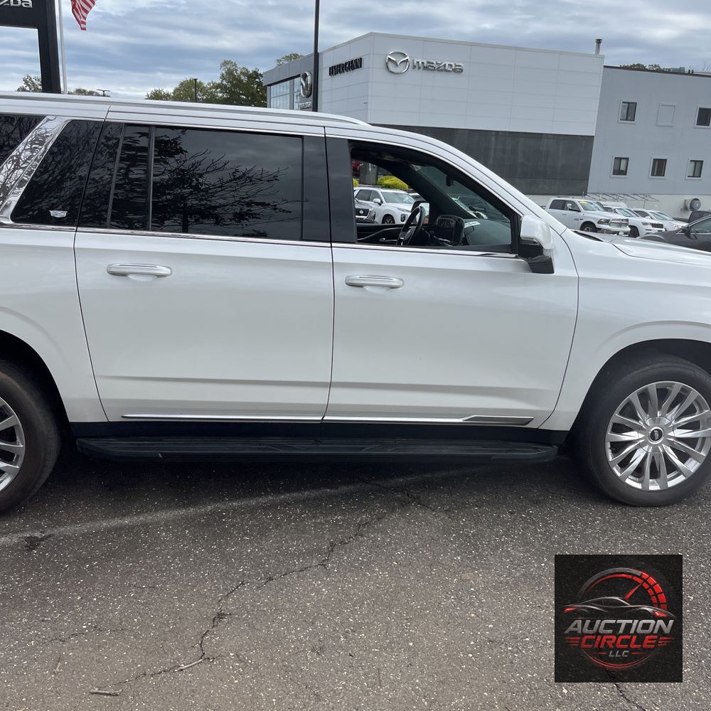 2022 Cadillac Escalade ESV Premium Luxury