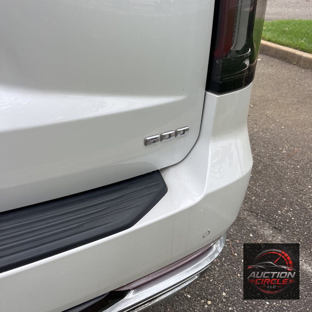 2022 Cadillac Escalade ESV Premium Luxury