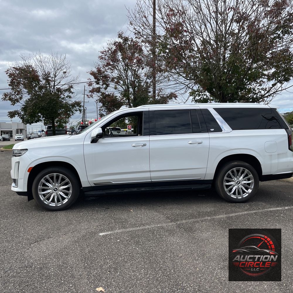2022 Cadillac Escalade ESV Premium Luxury