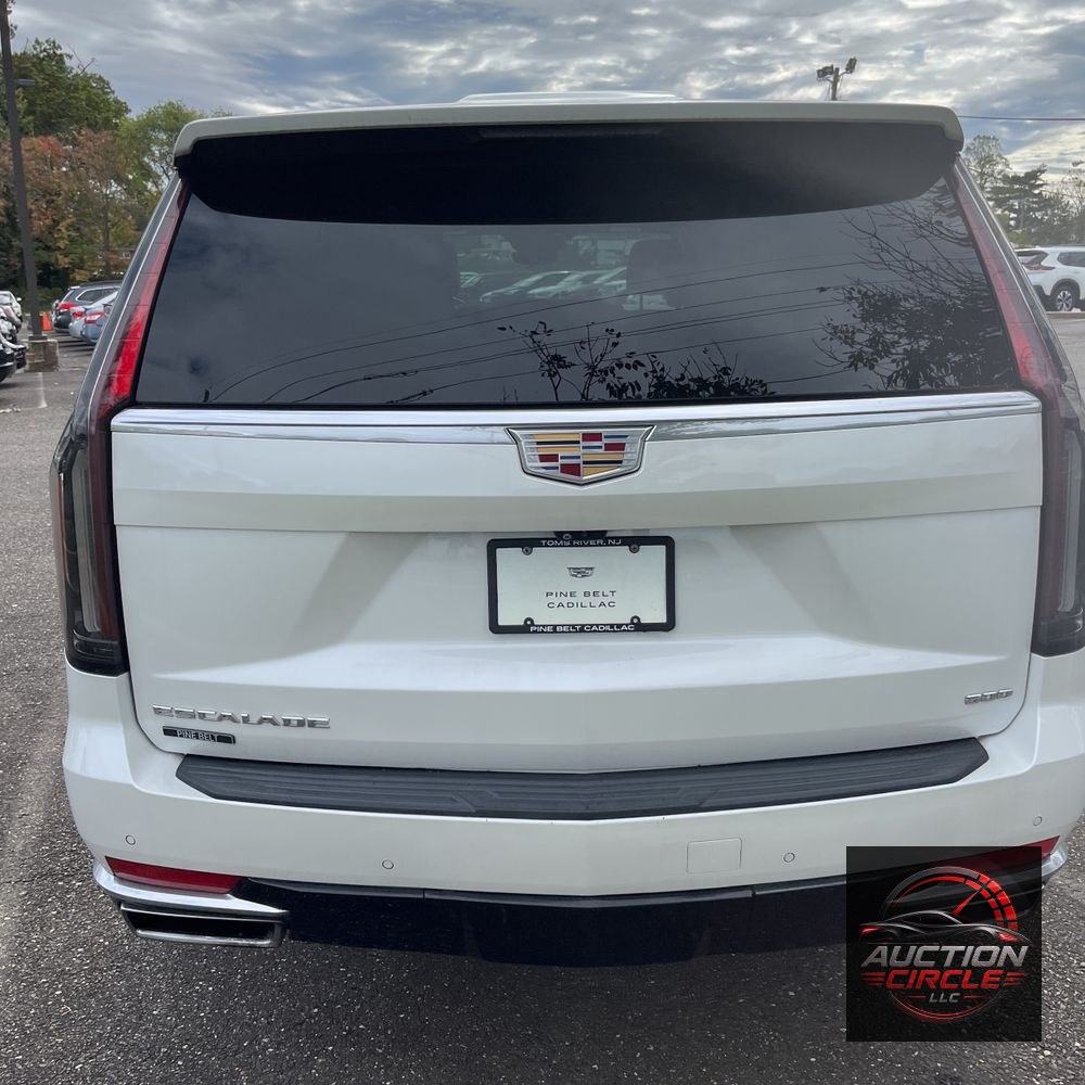2022 Cadillac Escalade ESV Premium Luxury