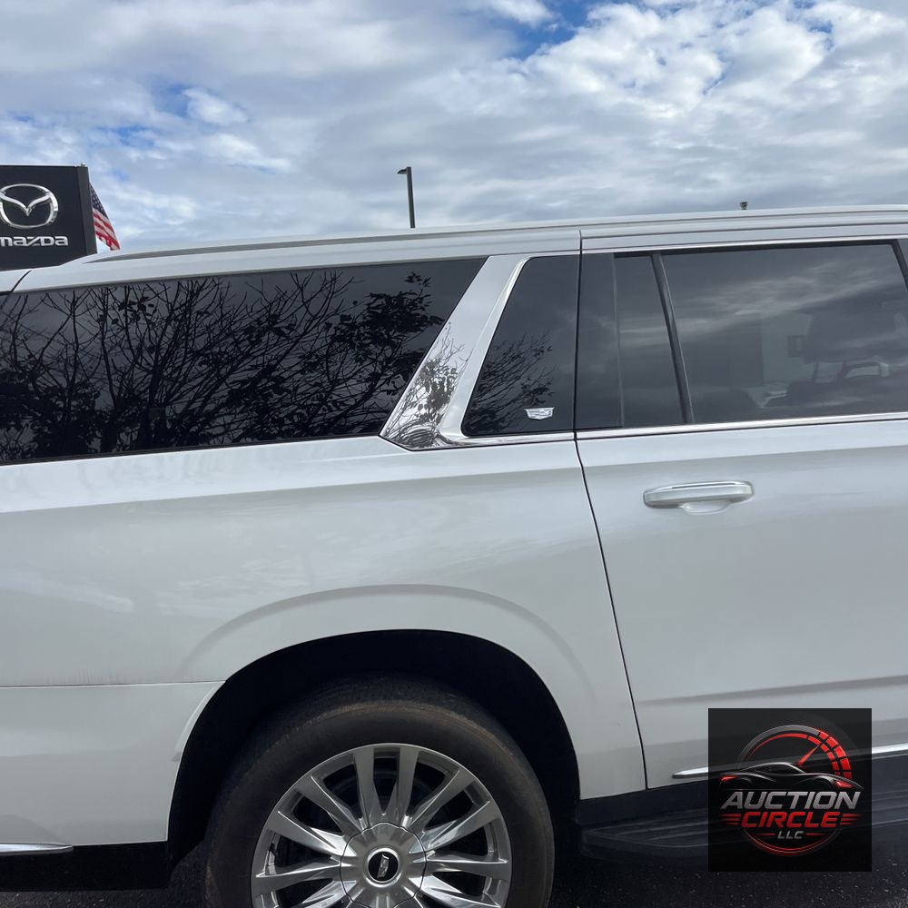 2022 Cadillac Escalade ESV Premium Luxury