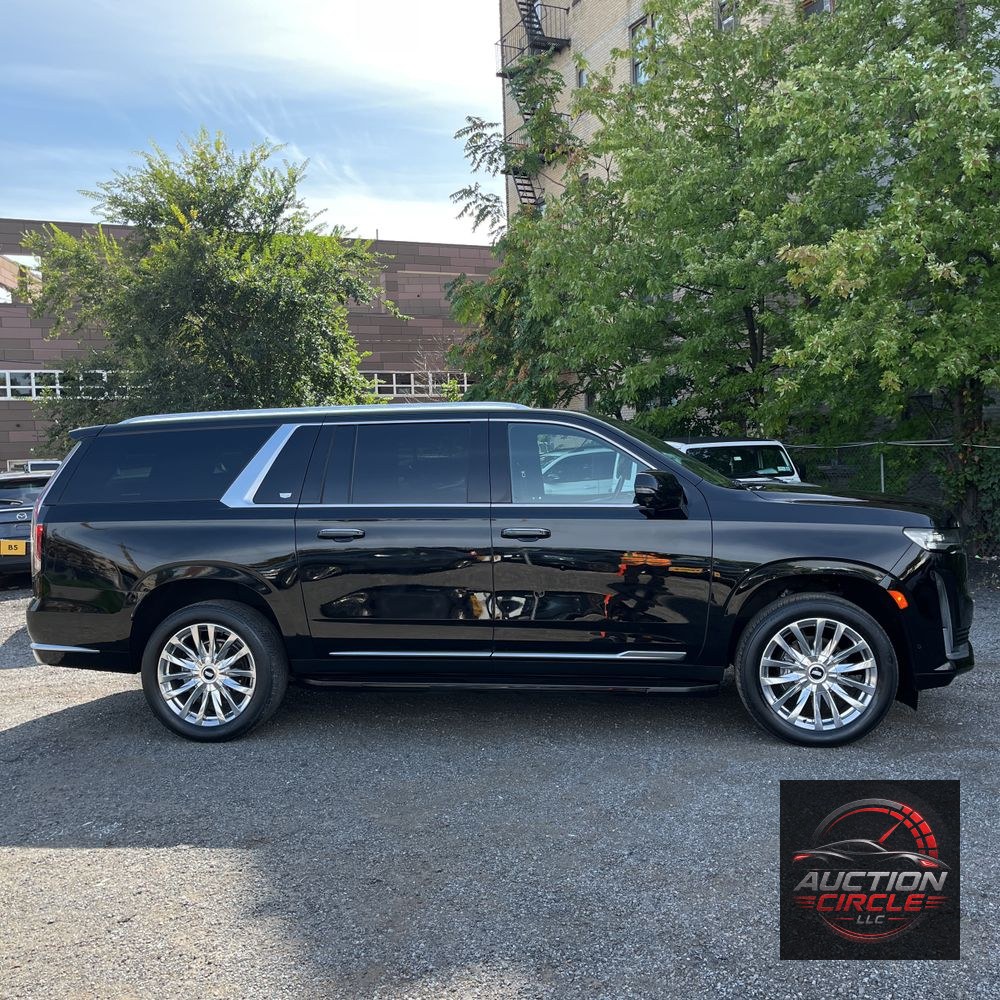 2022 Cadillac Escalade ESV Premium Luxury