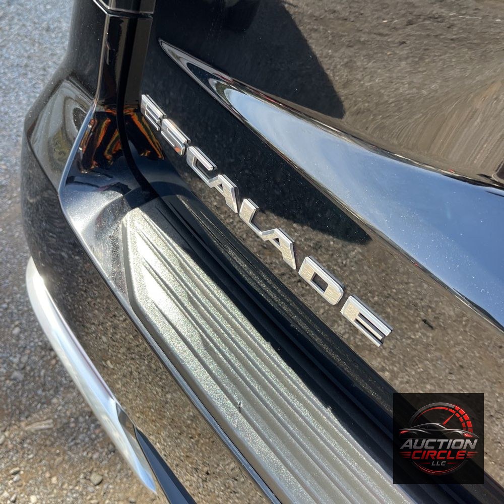 2022 Cadillac Escalade ESV Premium Luxury