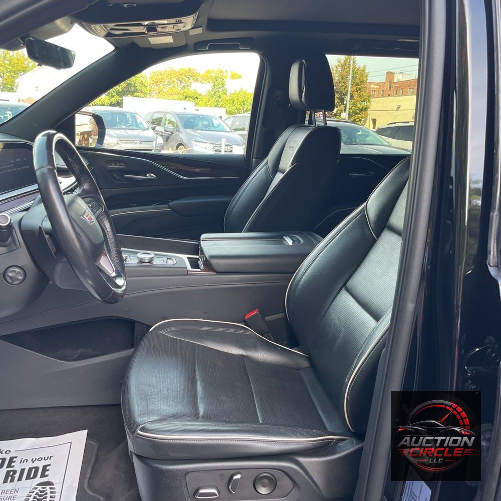 2022 Cadillac Escalade ESV Premium Luxury