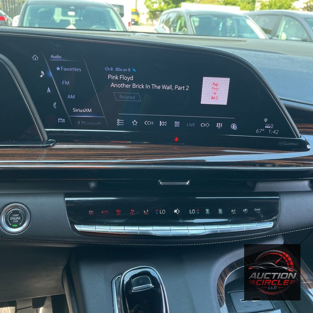 2022 Cadillac Escalade ESV Premium Luxury