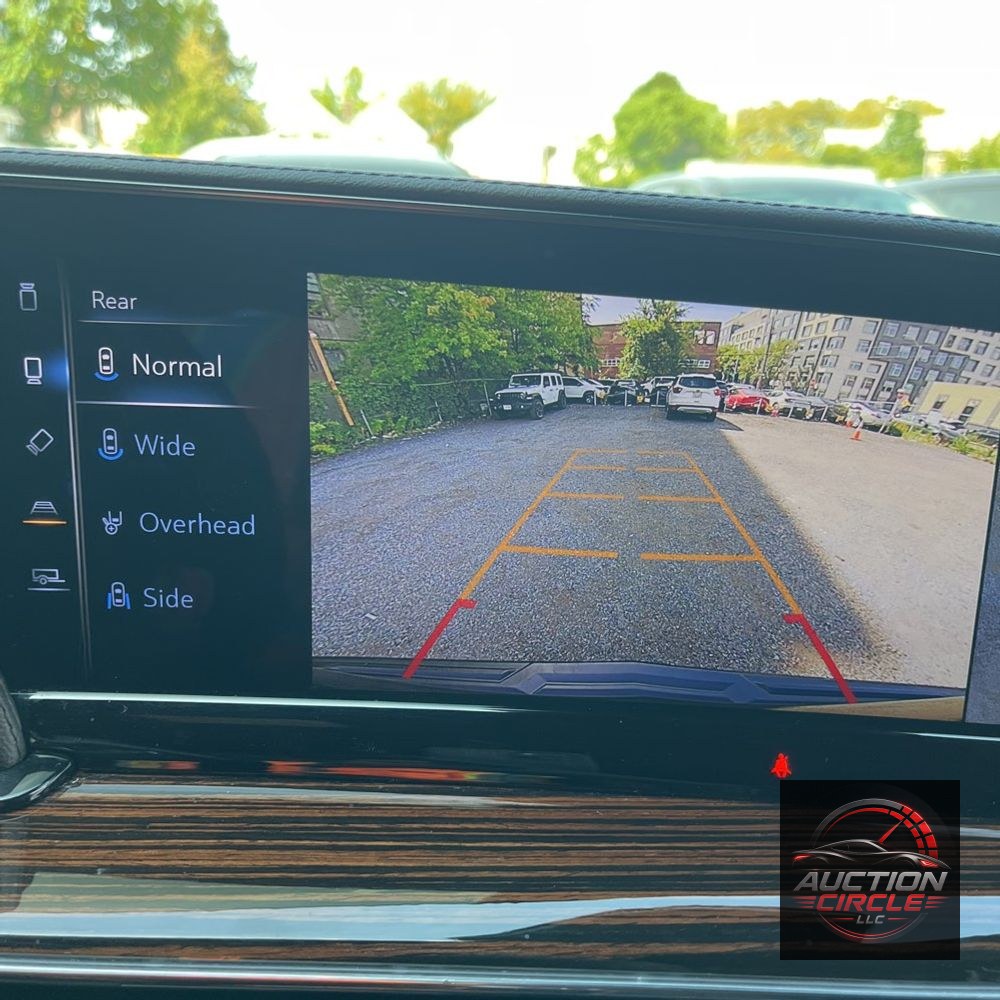 2022 Cadillac Escalade ESV Premium Luxury