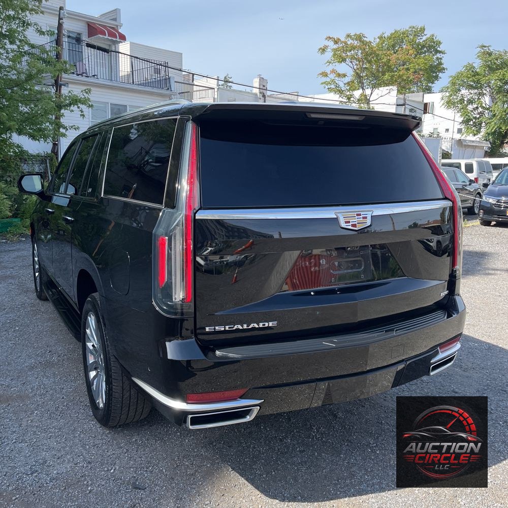 2022 Cadillac Escalade ESV Premium Luxury