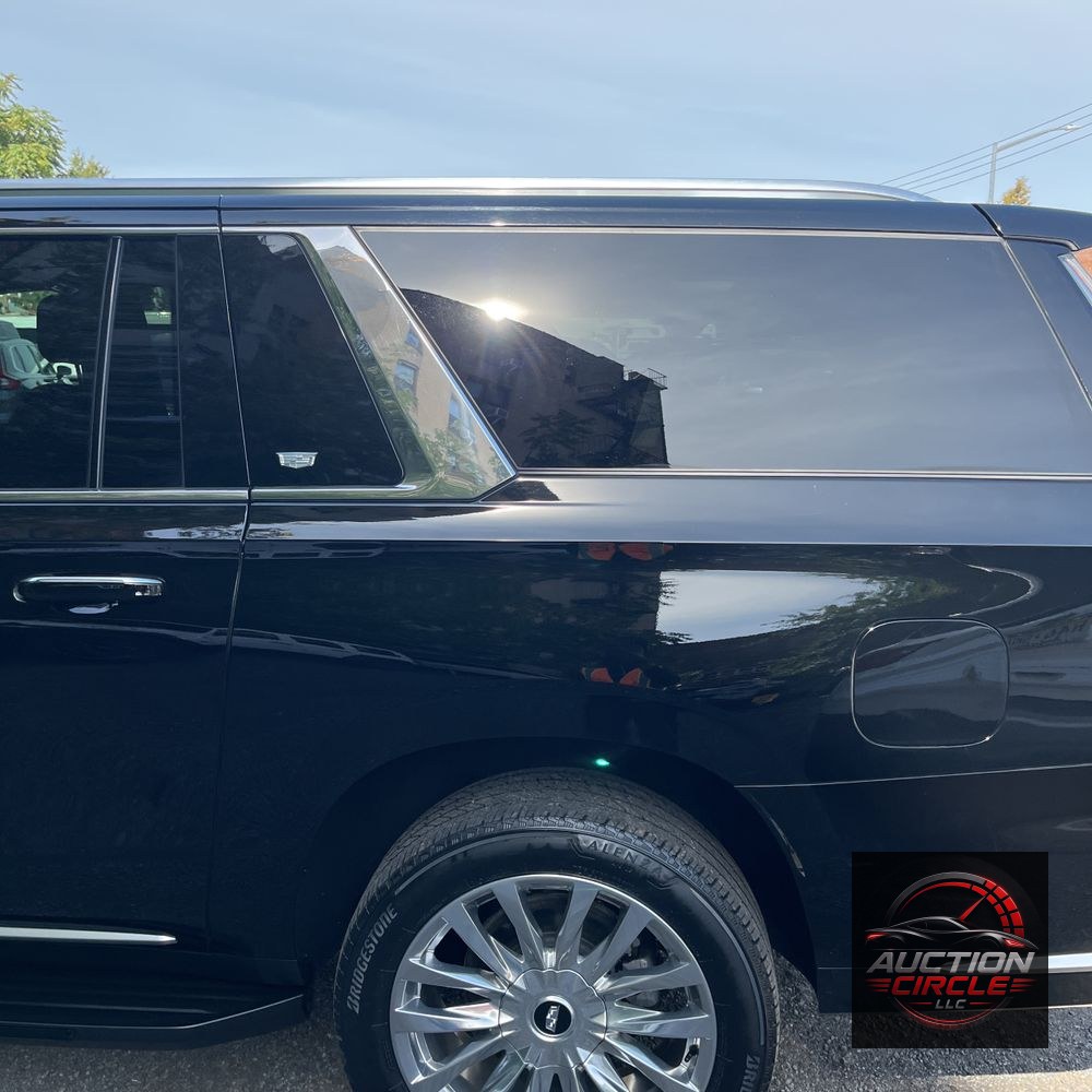 2022 Cadillac Escalade ESV Premium Luxury