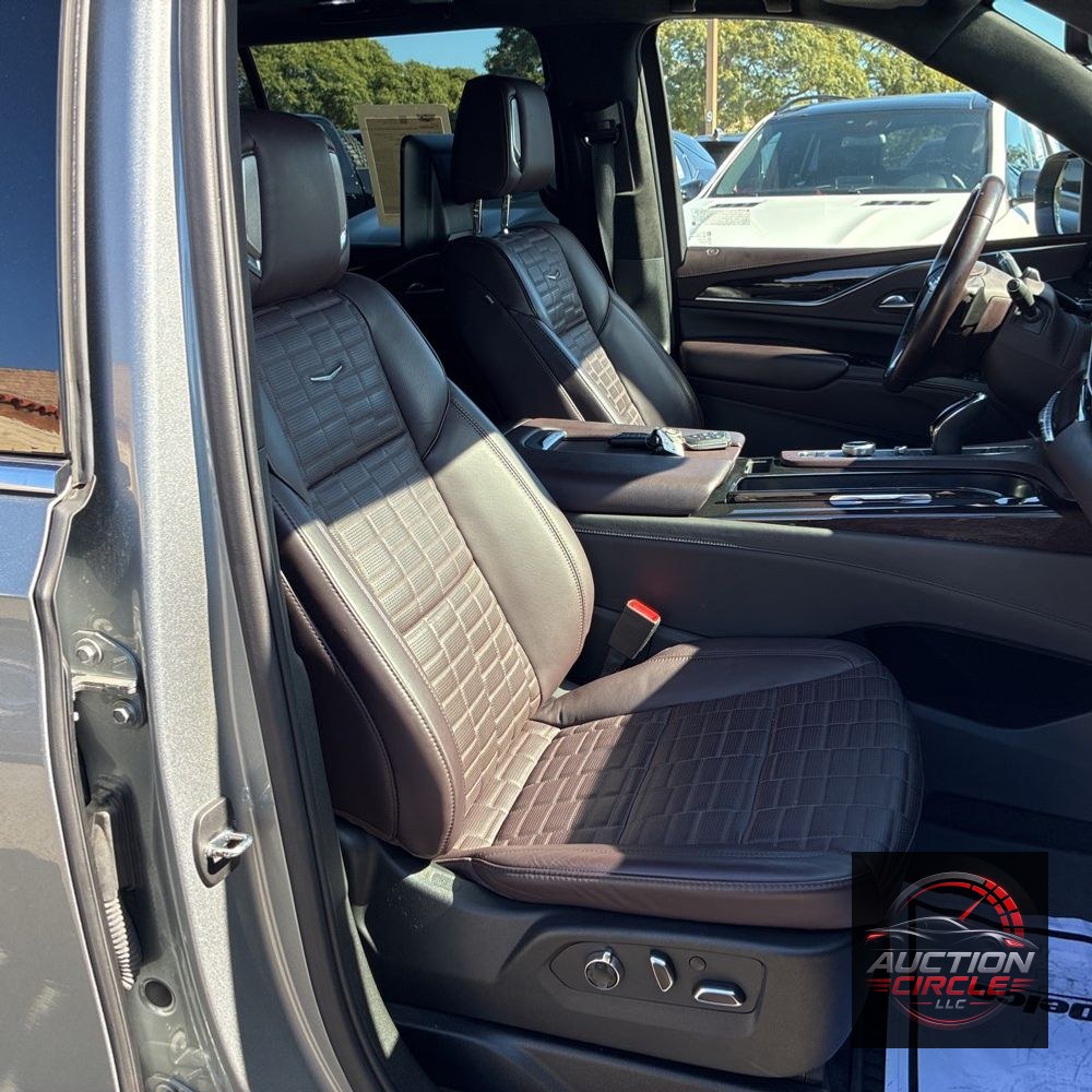 2023 Cadillac Escalade ESV Premium Luxury Platinum