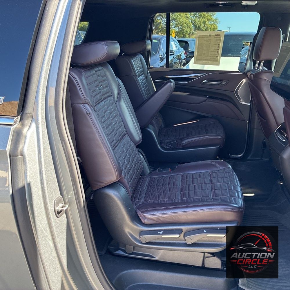 2023 Cadillac Escalade ESV Premium Luxury Platinum