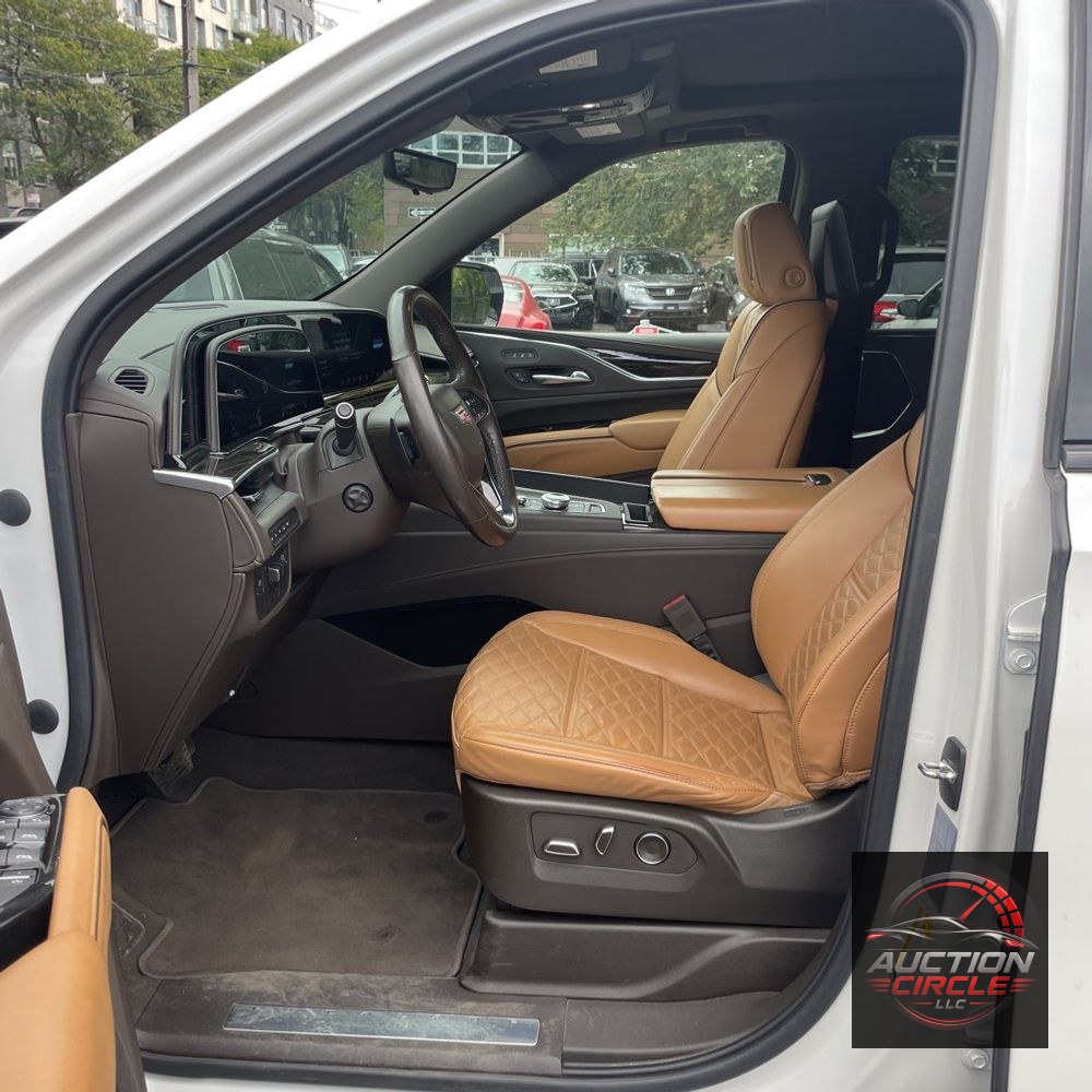 2021 Cadillac Escalade ESV Sport