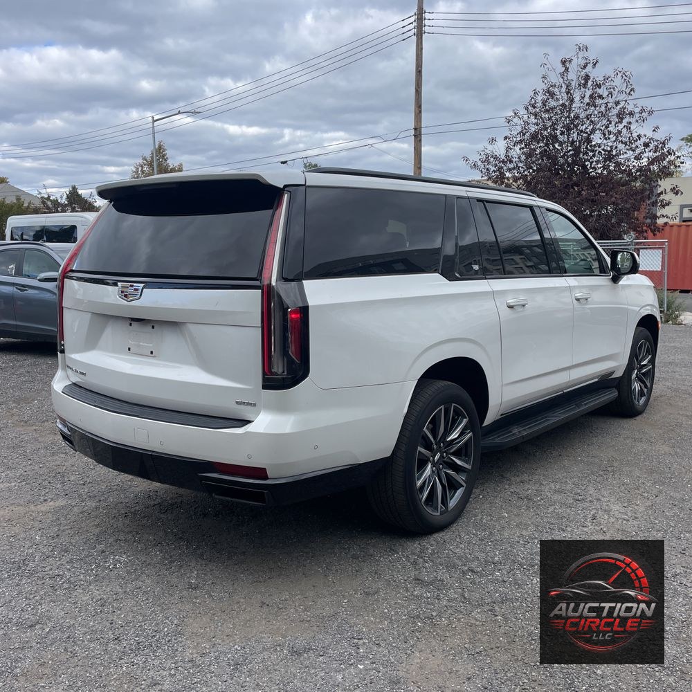 2021 Cadillac Escalade ESV Sport