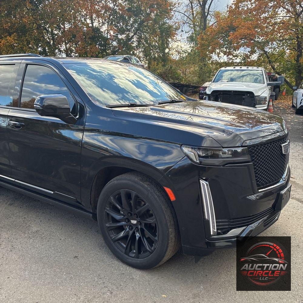 2022 Cadillac Escalade ESV Sport