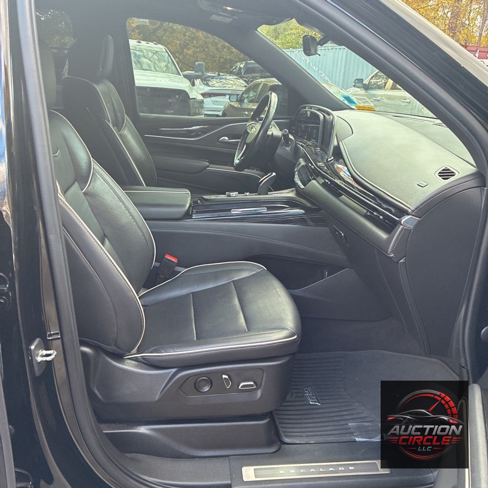 2022 Cadillac Escalade ESV Sport