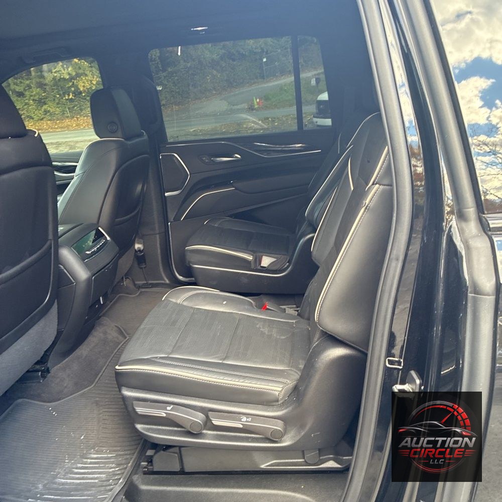 2022 Cadillac Escalade ESV Sport