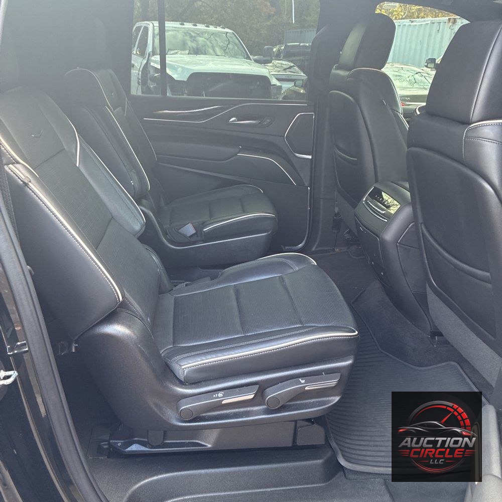 2022 Cadillac Escalade ESV Sport