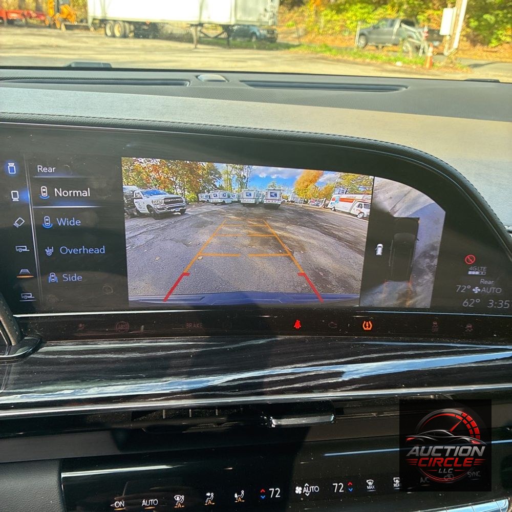 2022 Cadillac Escalade ESV Sport