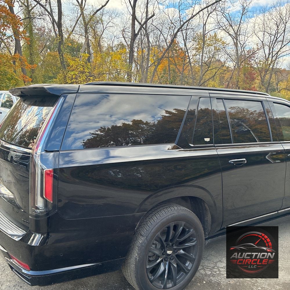 2022 Cadillac Escalade ESV Sport