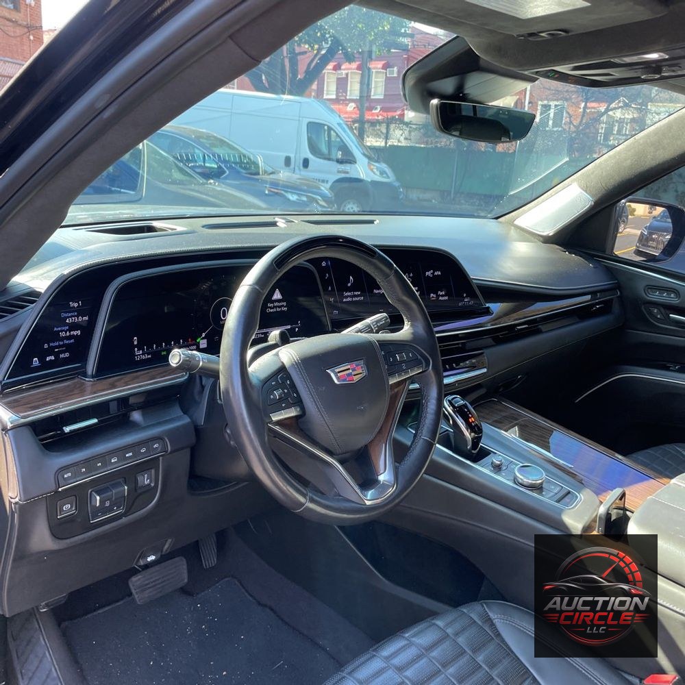 2023 Cadillac Escalade ESV Sport Platinum